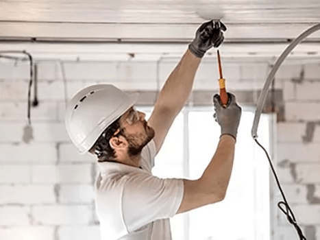 Benefits of Hiring a Commercial Electrician for Your Business in Dearborn